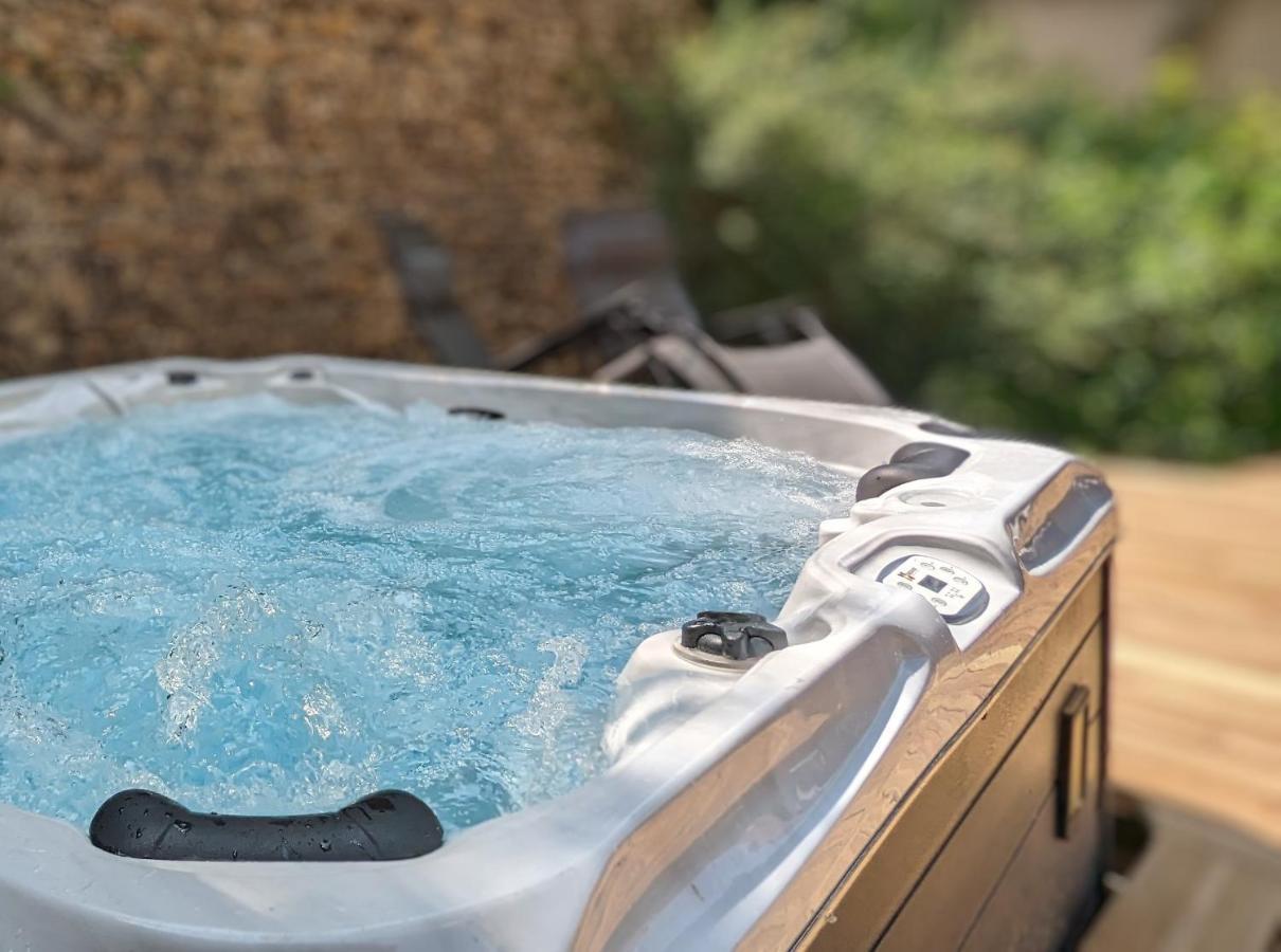 הוילה Wonderful House In Sarlat Center With Heated Pool & Jaccuzi מראה חיצוני תמונה